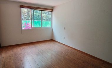 Casa de 3 recamaras c/u con baño , Amplio jardín, cercano a la Ciudad de México