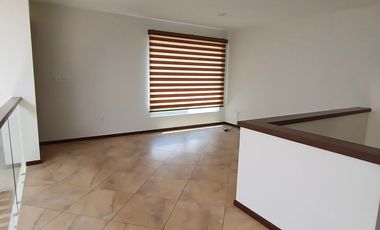 Casa de 3 recamaras c/u con baño , Amplio jardín, cercano a la Ciudad de México