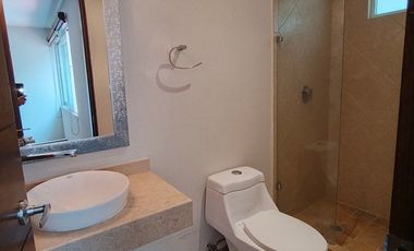 Casa de 3 recamaras c/u con baño , Amplio jardín, cercano a la Ciudad de México