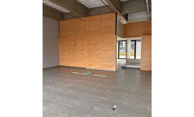 LOCAL COMERCIAL EN ARRIENDO EN CHIA (MILLA DE ORO)