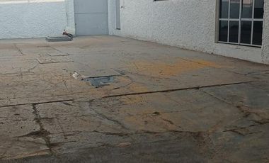 BODEGA AMPLIA DOS PISOS 400 M2