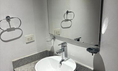 Departamento en Renta Cancún, 2 Recámaras, Zona Huayacán en Residencial Privado