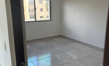 Departamento en Renta Cancún, 2 Recámaras, Zona Huayacán en Residencial Privado