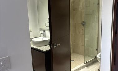 Departamento en Renta Cancún, 2 Recámaras, Zona Huayacán en Residencial Privado
