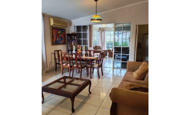 VENDO CASA BRISAS DEL GOLF