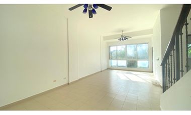 Alquiler de Casa Dúplex vacia en PH Villas del Pinar Arraiján – LH