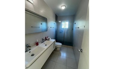 Hermosa Residencia de 4 Recámaras en Bijao | Rodeada de Naturaleza