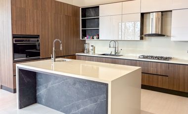 Exclusivo Hogar Altos de Maria | 443 m² sobre 3,119 m² de Terreno
