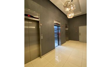 Venta de Apartamento con Terraza privada en Via España PH Alegría - LH