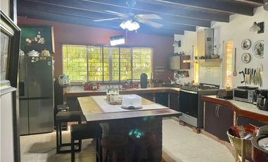 SE VENDE CASA EN LAS CUMBRES, NATURALEZA PRIVILEGIADA