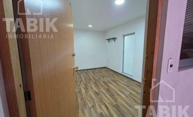 Se renta cuarto en cosmopolita, a 2 cuadras de Walmart Cuitláhuac con servicios incluídos