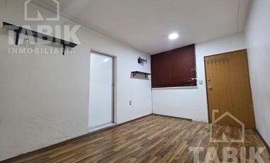 Se renta cuarto en cosmopolita, a 2 cuadras de Walmart Cuitláhuac con servicios incluídos