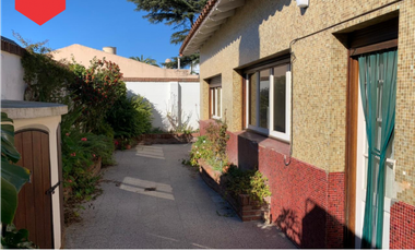 CASA (Calle 26 e/17 y 19)