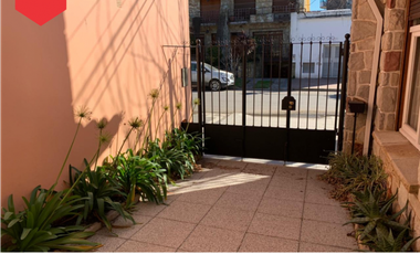 CASA (Calle 26 e/17 y 19)