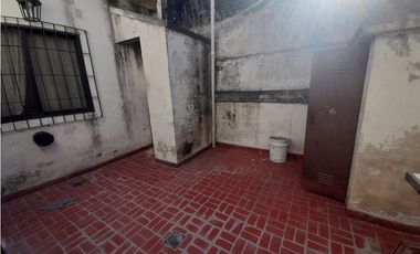 CASA EN PH BARRIO AERONAUTICO EN ALQUILER. ITUZAINGO NORTE