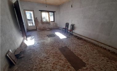 CASA EN PH BARRIO AERONAUTICO EN ALQUILER. ITUZAINGO NORTE