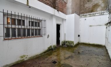 En block: Casa 3 amb. + Depto. 3 amb. - Ap Credito- Bosque Alegre