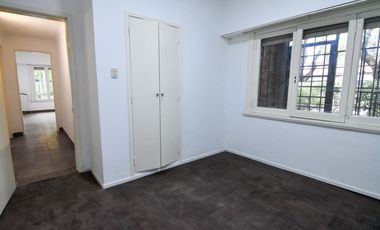 En block: Casa 3 amb. + Depto. 3 amb. - Ap Credito- Bosque Alegre