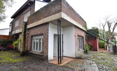 En block: Casa 3 amb. + Depto. 3 amb. - Ap Credito- Bosque Alegre