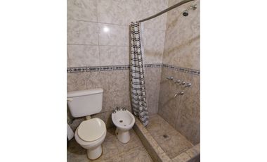 En block: Casa 3 amb. + Depto. 3 amb. - Ap Credito- Bosque Alegre