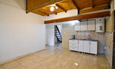 En block: Casa 3 amb. + Depto. 3 amb. - Ap Credito- Bosque Alegre