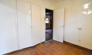 En block: Casa 3 amb. + Depto. 3 amb. - Ap Credito- Bosque Alegre