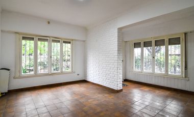 En block: Casa 3 amb. + Depto. 3 amb. - Ap Credito- Bosque Alegre