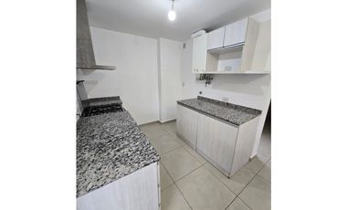 Rossen! Valle Escondido! 3 dorm, cochera doble!