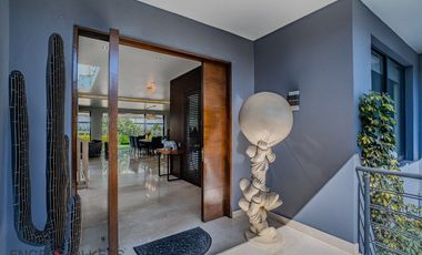 Exclusiva Casa en Venta en Lomas de Tecamachalco.
