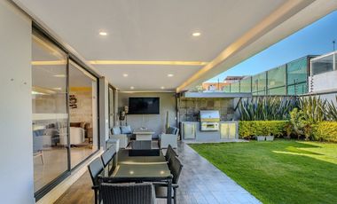 Exclusiva Casa en Venta en Lomas de Tecamachalco.