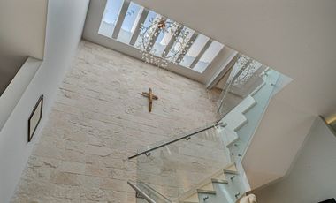 Exclusiva Casa en Venta en Lomas de Tecamachalco.