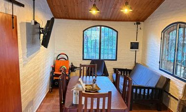 ¡Se vende hermosa casa con vista al Rio!