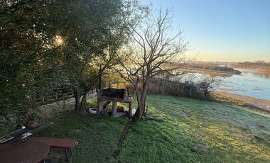 ¡Se vende hermosa casa con vista al Rio!