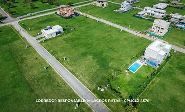 Lotes en venta de 450m2 ubicados en el Barrio Saint Joseph - Longchamps