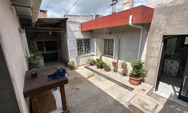 VENTA-CASA 3 DORMITORIOS-156 M2-A. COMEDERO