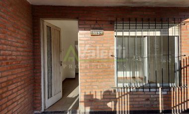 Casa PH en venta en Morris