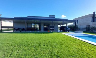 Casa en venta en La Plata