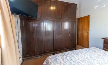 VENTA EN LA TATENGUITA-4 DORM-PISCINA-QUINCHO