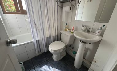 HERMOSA CASA EN VALLE LO CAMPINO 4D 2B QUILICURA