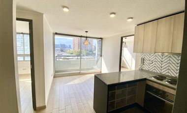 Departamento en Arriendo en Metro Lourdes / San Pablo 4025 / 2D 2B