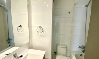 Departamento en Arriendo en Metro Lourdes / San Pablo 4025 / 2D 2B