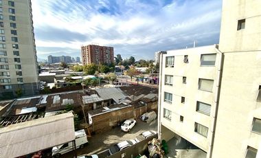 Departamento en Arriendo en Metro Lourdes / San Pablo 4025 / 2D 2B