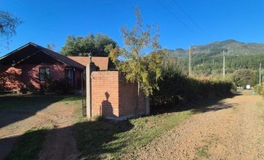 Casa en Venta en Sector La Marina, Lago Machicura, Colbún
