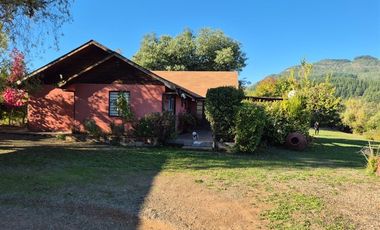 Casa en Venta en Sector La Marina, Lago Machicura, Colbún