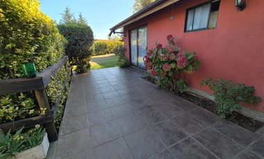 Casa en Venta en Sector La Marina, Lago Machicura, Colbún