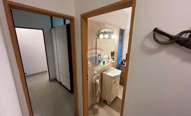 CASA EN VENTA 4 AMB CON COCHERA Y QUINCHO