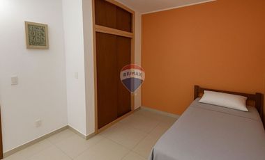 CASA EN VENTA 4 AMB CON COCHERA Y QUINCHO