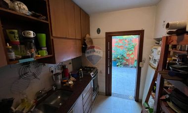 CASA EN VENTA 4 AMB CON COCHERA Y QUINCHO