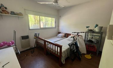 CASA EN VENTA VILLA DEL PLATA 4 DORMITORIOS