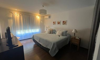 CASA EN VENTA VILLA DEL PLATA 4 DORMITORIOS